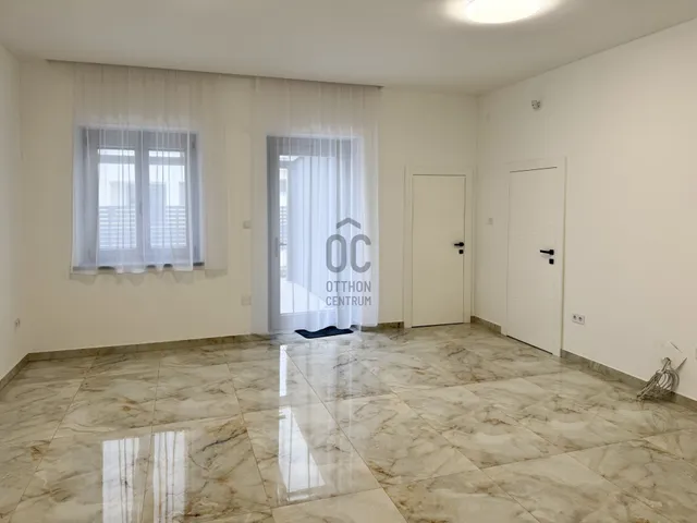 Kiadó ház Hajdúböszörmény 88 nm