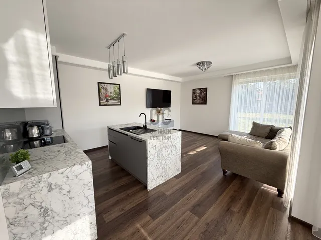 Kiadó ház Debrecen, Pallag 156 nm