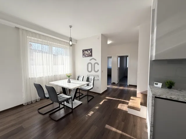 Kiadó ház Debrecen, Pallag 156 nm