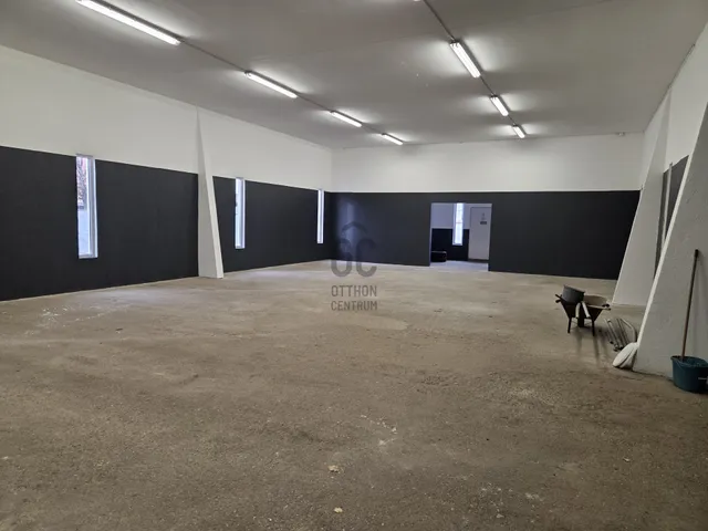 Eladó kereskedelmi és ipari ingatlan Debrecen, Lencztelep 299 nm