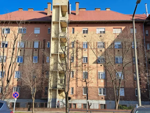 Eladó lakás Debrecen, Dobozi lakótelep 72 nm