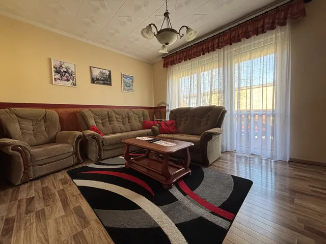 Eladó ház Debrecen, Biharikert 180 nm