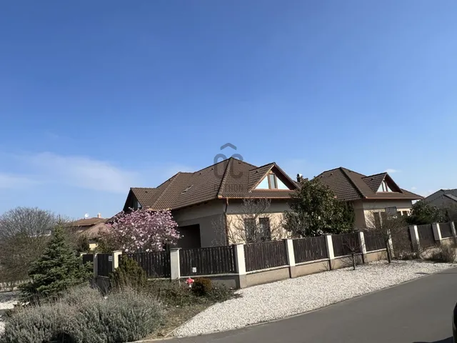 Eladó ház Debrecen 180 nm