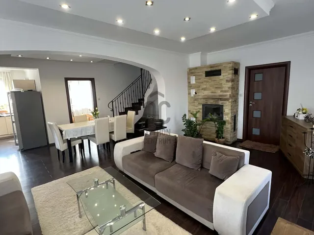 Eladó ház Debrecen, Hódos Imre utca 140 nm