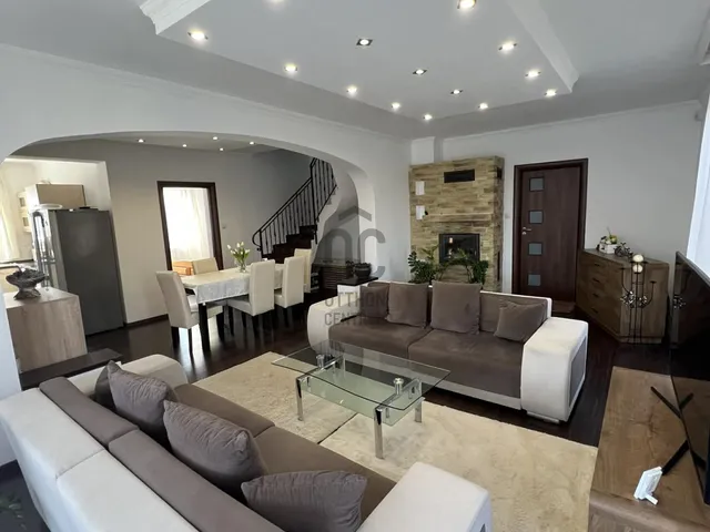 Eladó ház Debrecen, Hódos Imre utca 140 nm