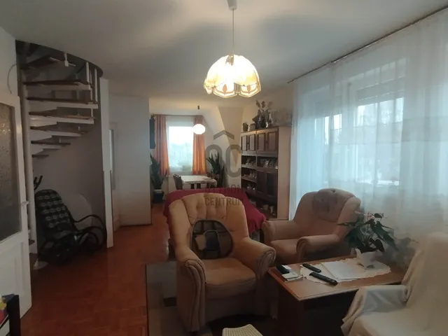 Eladó lakás Debrecen, Széchenyikert 75 nm