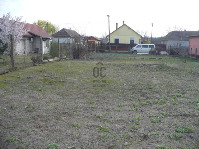 Eladó telek Sáránd 1073 nm