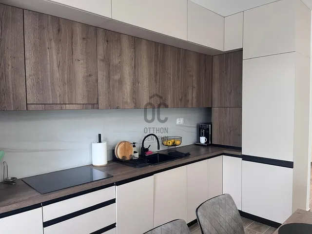 Kiadó lakás Debrecen, Homokkert 61 nm