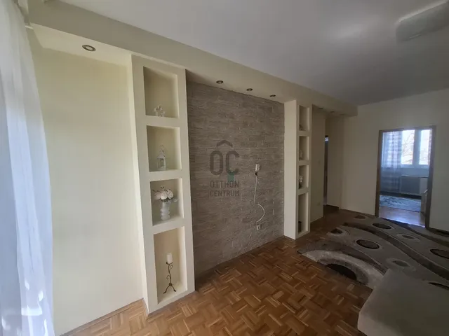 Eladó lakás Debrecen, Libakert 54 nm