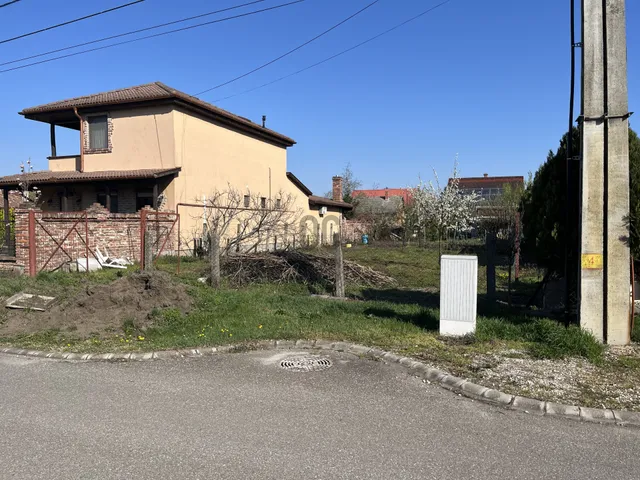 Eladó telek Debrecen, Lencztelep 477 nm