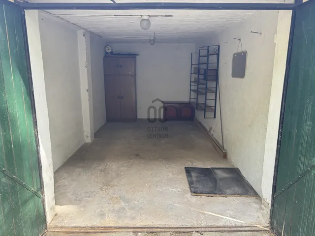 Kiadó garázs Debrecen, Nagyerdő 15 nm