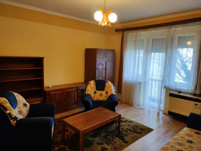 Kiadó lakás Debrecen, Belváros 37 nm