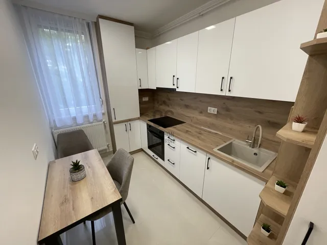 Eladó lakás Debrecen, Libakert 54 nm