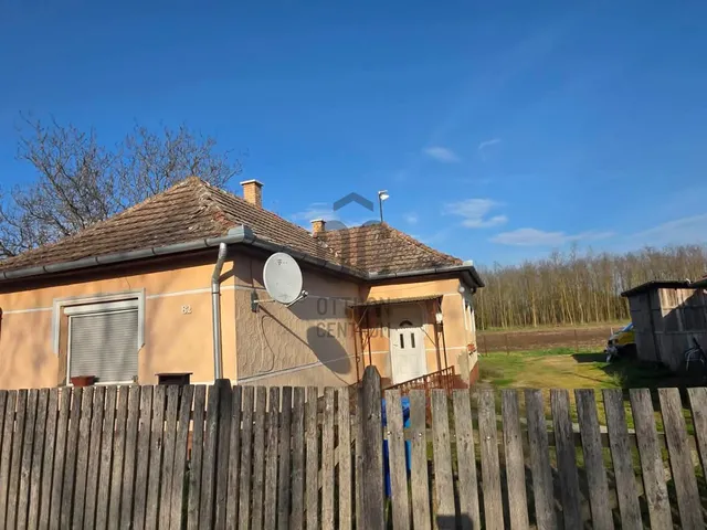Eladó ház Hajdúsámson 64 nm