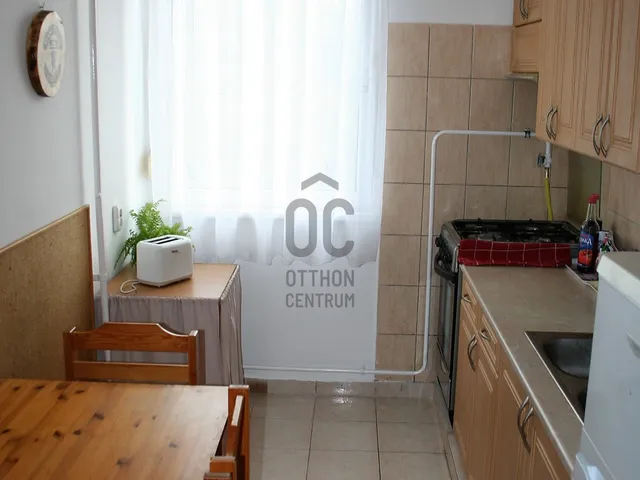 Eladó lakás Debrecen, Libakert 56 nm