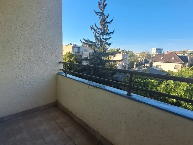 Eladó lakás Debrecen, Sestakert 70 nm