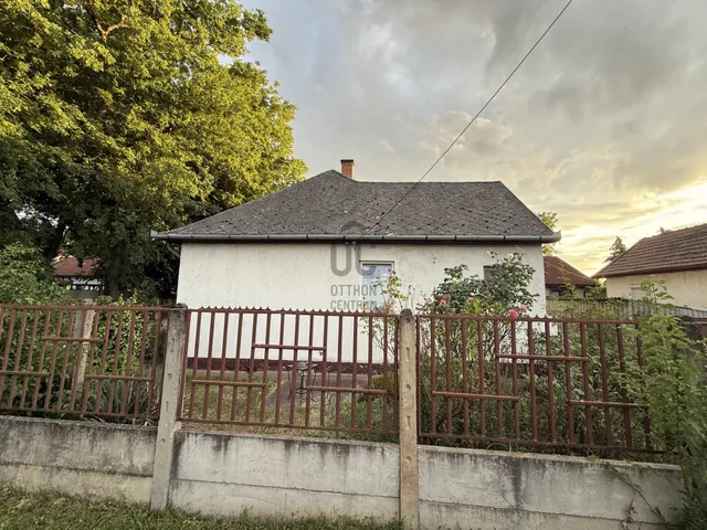 Kiadó ház Debrecen, Vargakert 45 nm