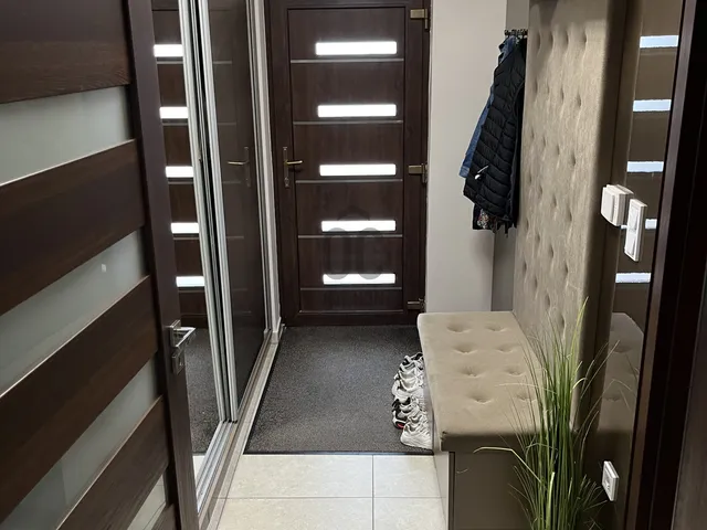 Eladó ház Mikepércs 157 nm