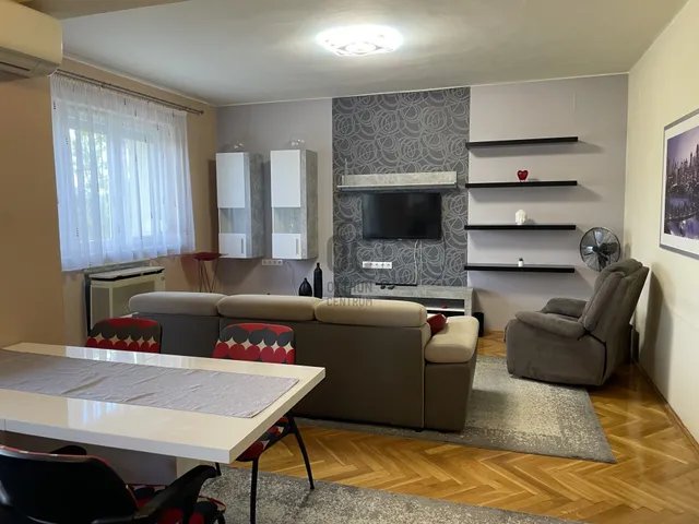Kiadó lakás Debrecen, Nagyerdő 59 nm