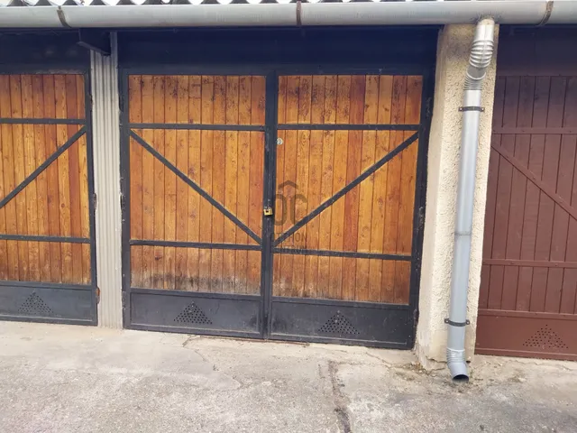 Eladó garázs Debrecen, Nagyerdő 13 nm