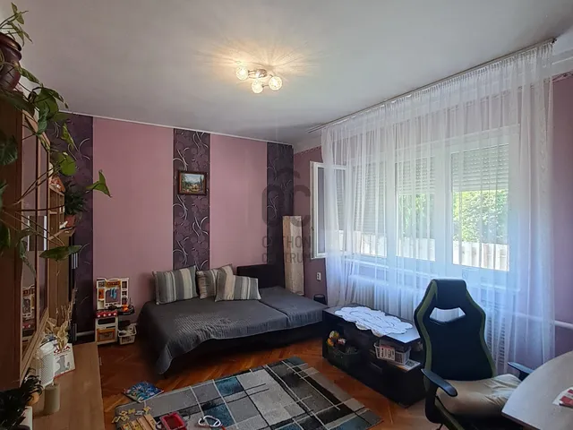 Eladó ház Debrecen, Biharikert 170 nm
