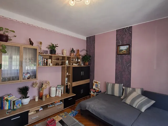 Eladó ház Debrecen, Biharikert 170 nm