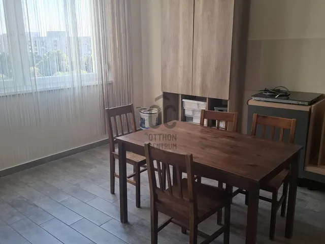 Eladó lakás Debrecen, Újkert 71 nm