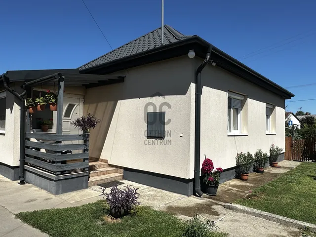 Eladó ház Hajdúsámson 79 nm