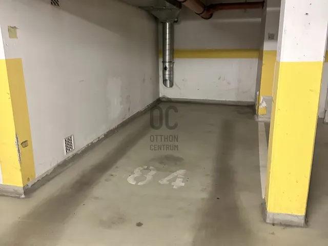 Eladó garázs Debrecen, Belváros 12 nm