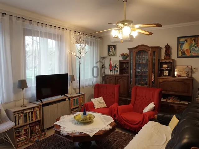Eladó ház Debrecen, Lencztelep 180 nm