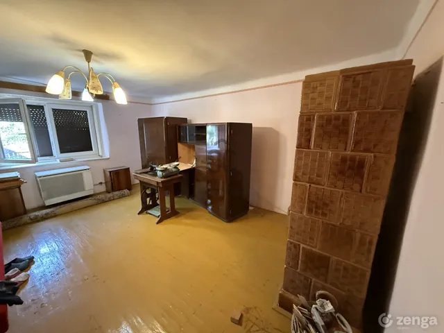 Eladó ház Esztár 70 nm