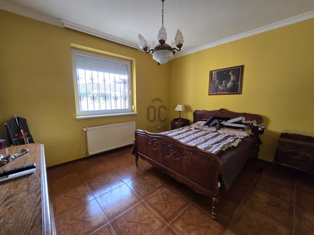 Eladó ház Mogyoród 1094 nm