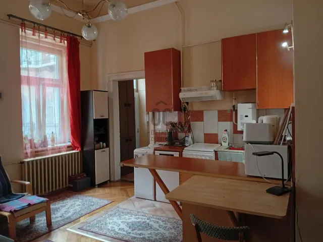 Eladó lakás Budapest VI. kerület 74 nm