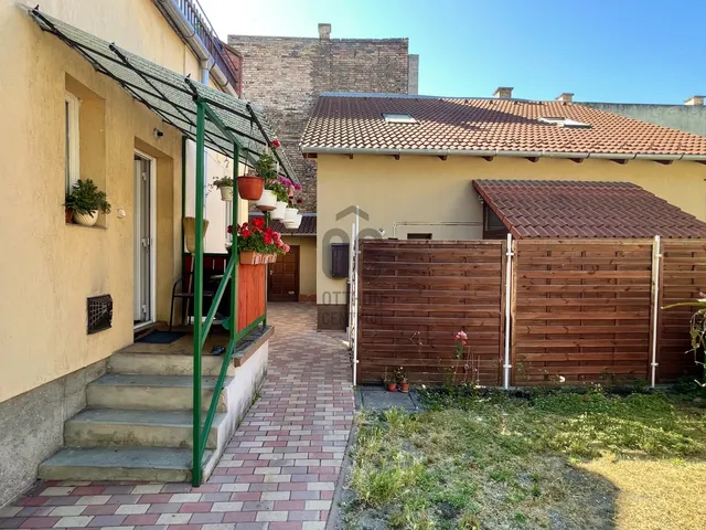 Eladó ház Budapest XIX. kerület, Óváros 61 nm