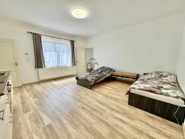 Eladó lakás Budapest XVIII. kerület, Újpéteritelep 58 nm