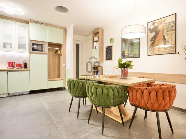 Eladó lakás Budapest VI. kerület 75 nm