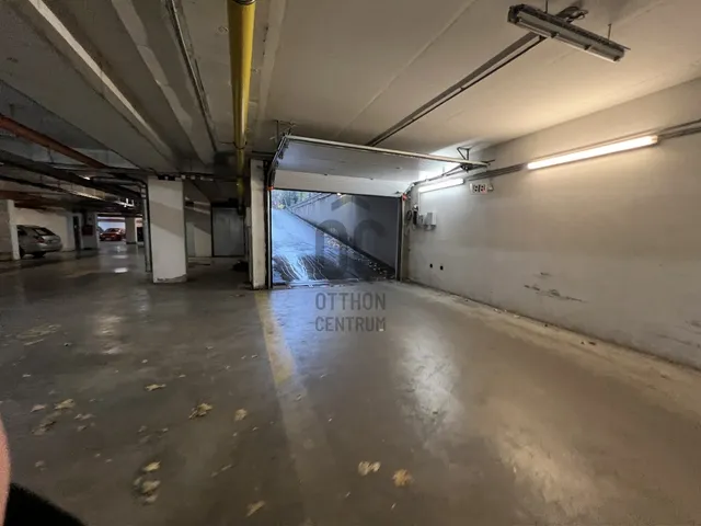 Eladó garázs Budapest IX. kerület, Középső Ferencváros 12 nm