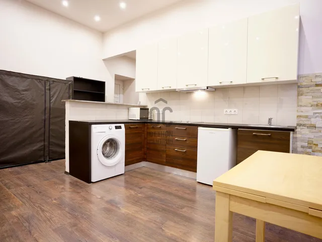 Eladó lakás Budapest V. kerület, Belváros 29 nm