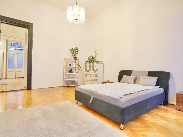 Eladó lakás Budapest VI. kerület, Diplomatanegyed 92 nm