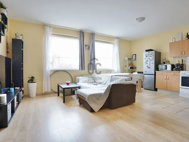 Eladó lakás Budapest XVIII. kerület, Újpéteritelep 58 nm