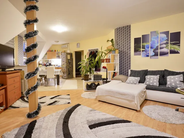 Eladó lakás Budapest XVIII. kerület, Újpéteritelep 58 nm