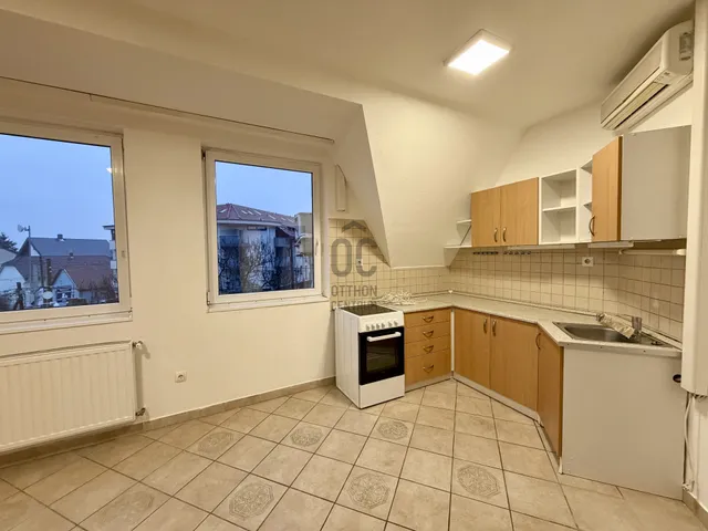 Eladó lakás Budapest XVIII. kerület, Újpéteritelep 58 nm