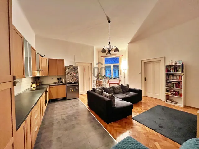 Eladó lakás Budapest VI. kerület 72 nm