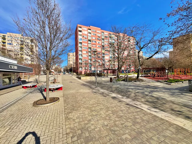 Eladó lakás Budapest X. kerület, Újhegy 50 nm