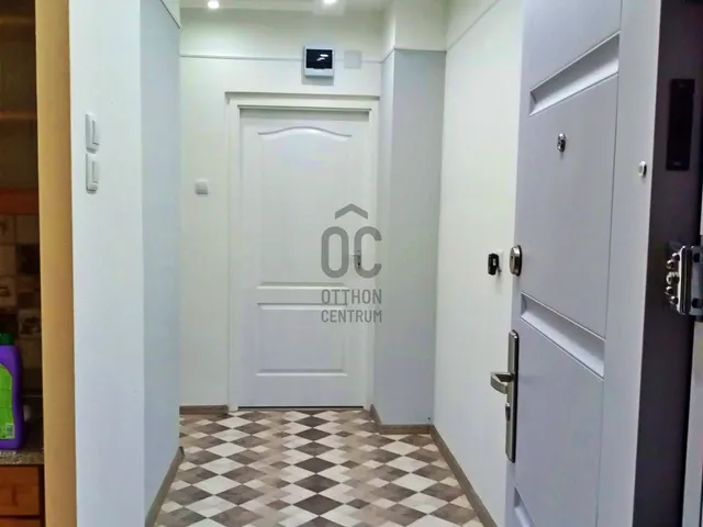 Eladó lakás Budapest X. kerület, Újhegy 50 nm