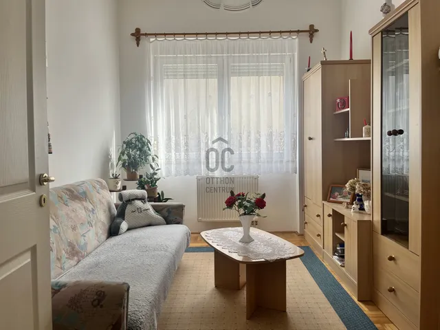 Eladó ház Budapest XVIII. kerület, Bókaytelep, Szélmalom utca 266 nm