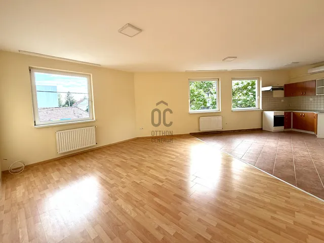 Kiadó lakás Budapest XVIII. kerület, Újpéteritelep 58 nm
