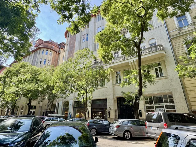 Eladó lakás Budapest V. kerület, Belváros 75 nm