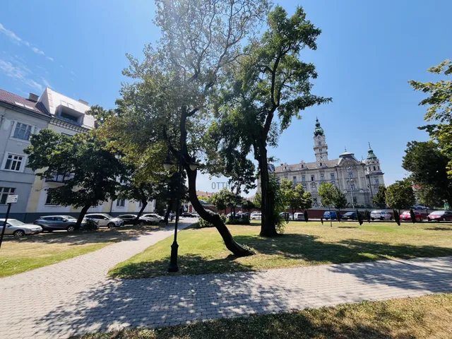 Eladó lakás Győr 76 nm