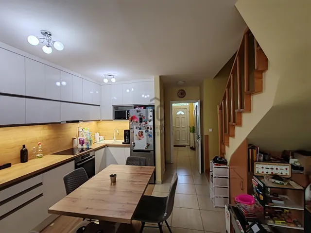 Eladó lakás Győr, Ménfőcsanak 77 nm